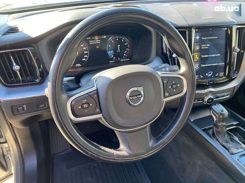 Volvo XC60 2019 - фото 12