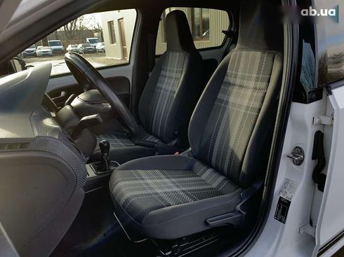 Volkswagen UP! 2016 - фото 25