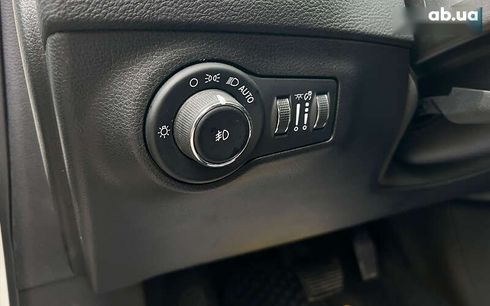 Jeep Compass 2018 - фото 18