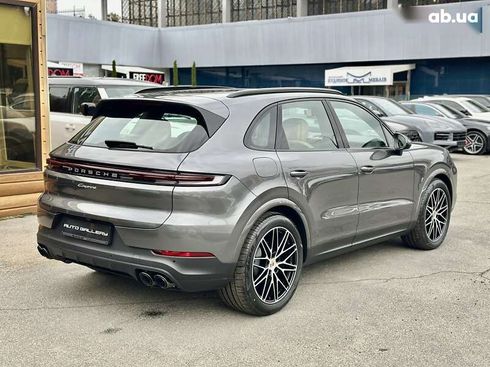 Porsche Cayenne 2024 - фото 11