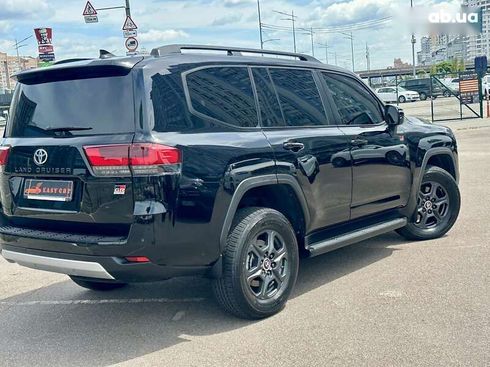 Toyota Land Cruiser 2022 - фото 5