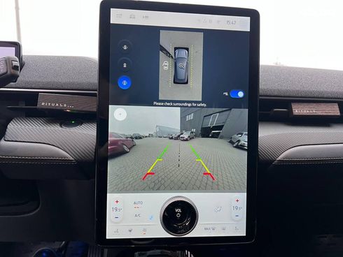 Ford Mustang Mach-E 2022 белый - фото 24