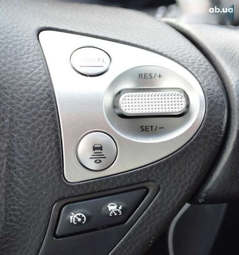 Infiniti QX70 2013 - фото 27