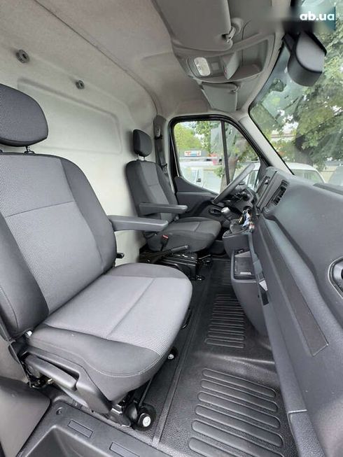 Renault Master 2021 - фото 29