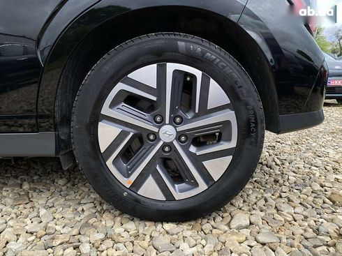 Hyundai Kona Electric 2022 - фото 27