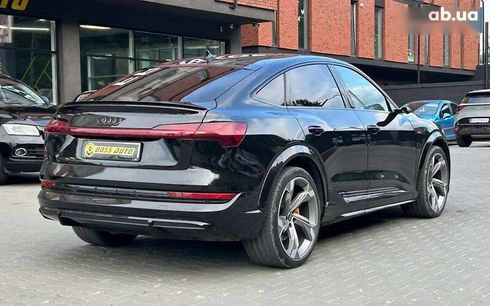 Audi E-Tron 2022 - фото 6