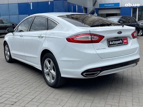 Ford Mondeo 2015 белый - фото 10