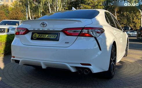 Toyota Camry 2020 - фото 7