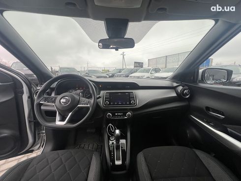 Nissan Kicks 2020 серый - фото 32