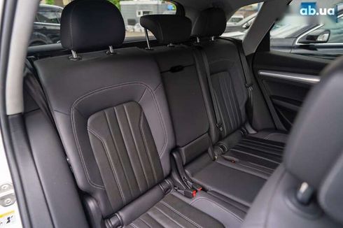 Audi Q5 2021 - фото 30