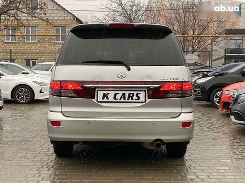 Toyota Previa 2004 - фото 4