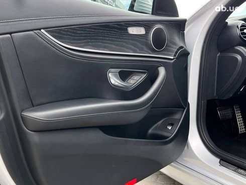 Mercedes-Benz E-Класс 2016 серый - фото 18