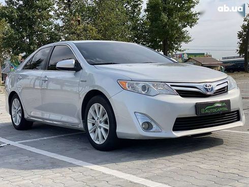 Toyota Camry 2012 - фото 3