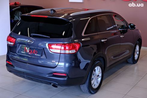 Kia Sorento 2018 серый - фото 5