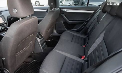 Skoda Octavia 2017 белый - фото 6