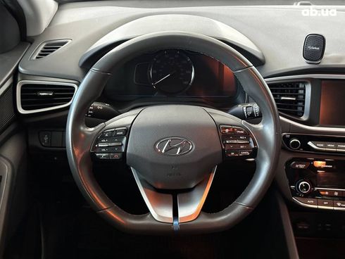 Hyundai Ioniq 2017 черный - фото 19
