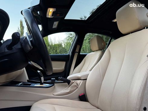 BMW 3 серия 2016 белый - фото 16