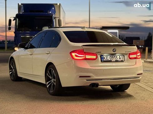 BMW 3 серия 2018 - фото 12