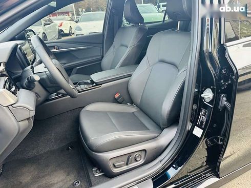 Toyota Camry 2025 - фото 22