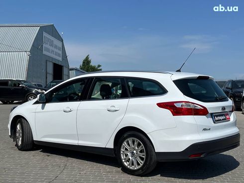 Ford Focus 2014 белый - фото 38
