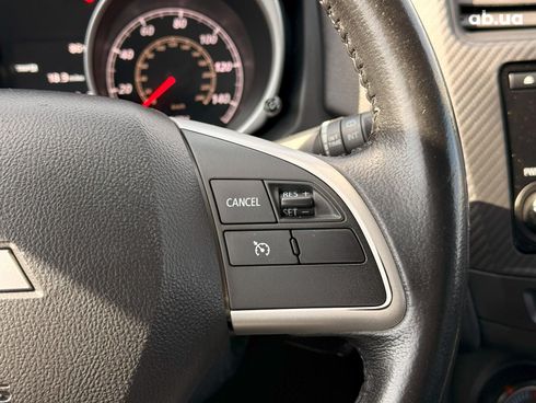 Mitsubishi Outlander 2015 черный - фото 20