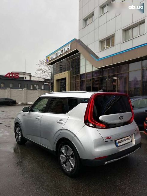 Kia Soul EV 2020 - фото 15