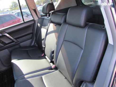 Toyota Land Cruiser Prado 2011 - фото 13