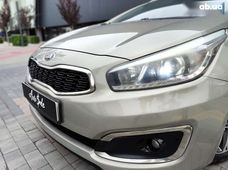 Купити Kia Cee'd бу в Україні - купити на Автобазарі