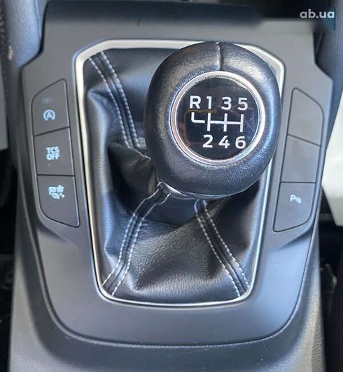 Ford Focus 2020 - фото 30