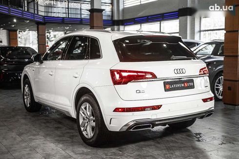 Audi Q5 2021 - фото 19