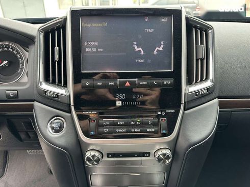 Toyota Land Cruiser 2017 - фото 14