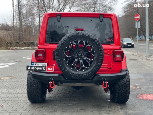 Jeep Wrangler 2019 красный - фото 11