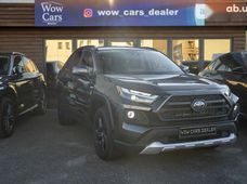 Продажа б/у Toyota RAV4 2020 года - купить на Автобазаре