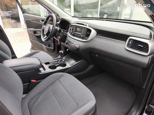 Kia Sorento 2017 - фото 14