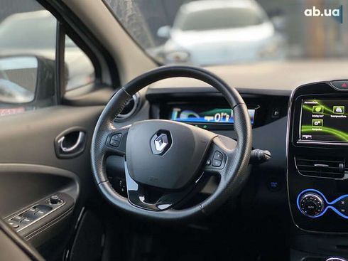 Renault Zoe 2019 - фото 19