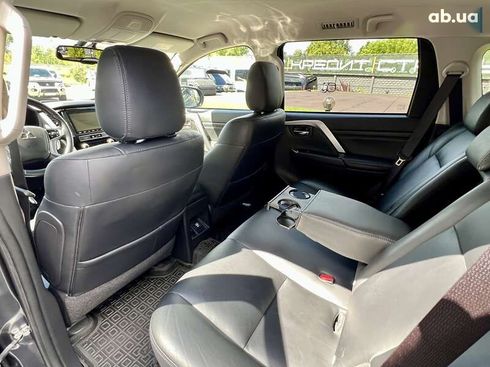Mitsubishi Pajero Sport 2019 - фото 28