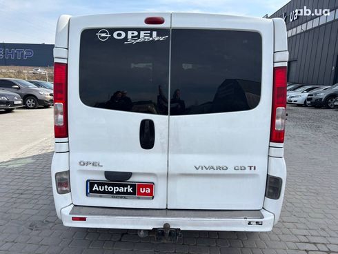 Opel Vivaro 2007 белый - фото 13