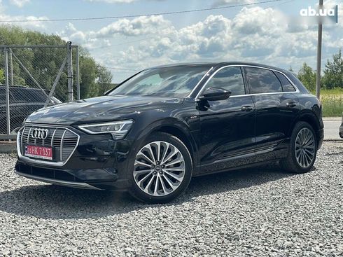Audi E-Tron 2022 - фото 2