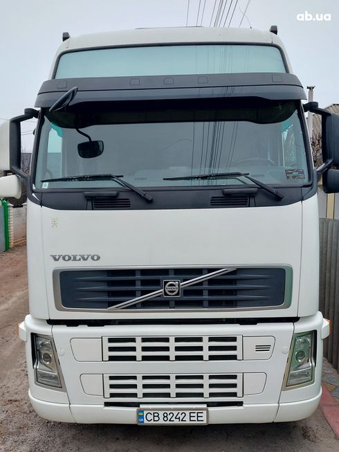 Volvo FH 13 2007 белый - фото 2
