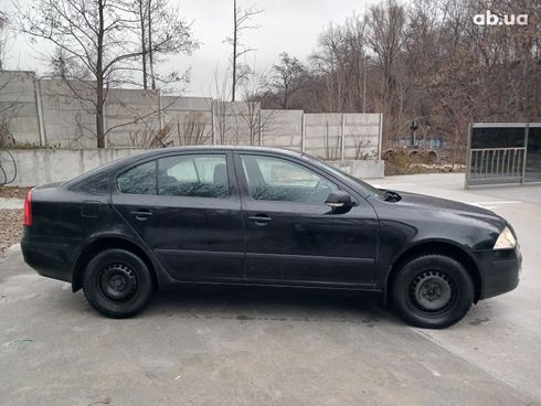 Skoda Octavia 2008 черный - фото 7