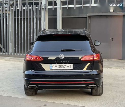 Volkswagen Touareg 2021 - фото 10