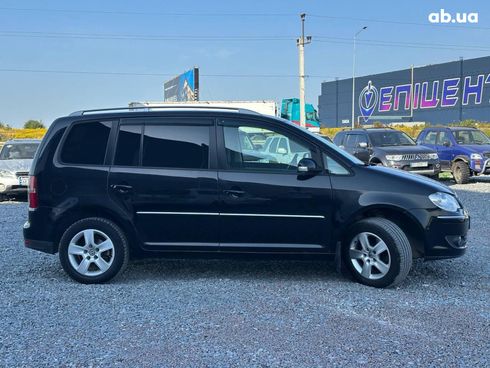 Volkswagen Touran 2007 черный - фото 10