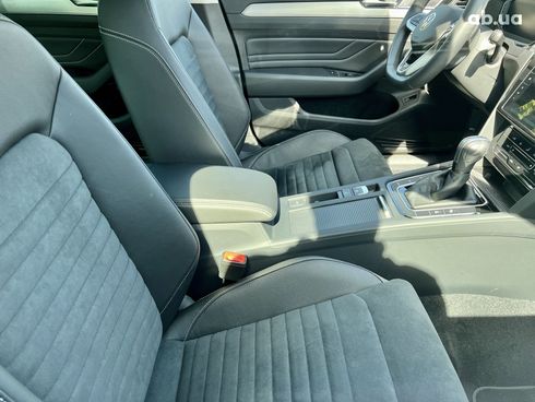 Volkswagen Passat 2023 - фото 14