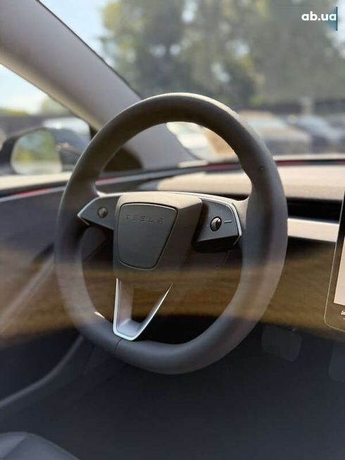 Tesla Model 3 2024 - фото 27