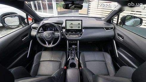 Toyota Corolla Cross 2022 - фото 8