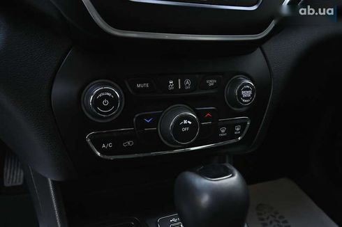 Jeep Cherokee 2020 - фото 25