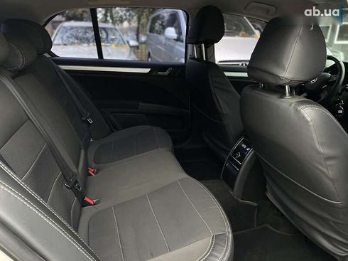 Skoda Superb 2013 - фото 22