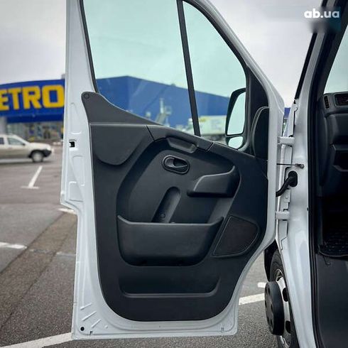 Renault Master 2021 - фото 18