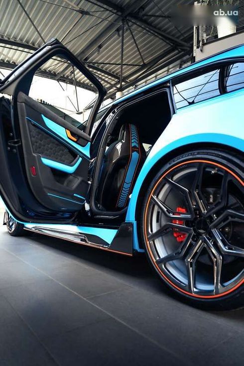 Audi rs6 2020 - фото 15