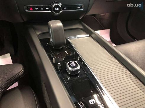 Volvo V60 2021 - фото 26